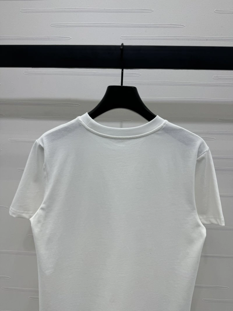 UrbanChic Louis Vuitton T-Shirts 130962