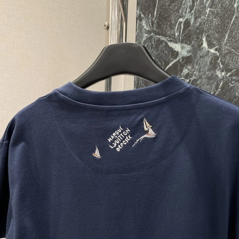 Sophisticated Louis Vuitton T-Shirts 130965