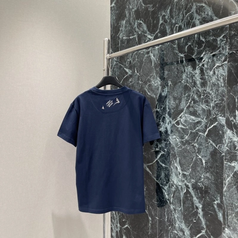 Sophisticated Louis Vuitton T-Shirts 130965