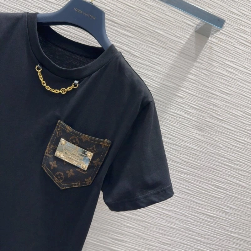 Louis Vuitton T-Shirts TimelessDesign 130957