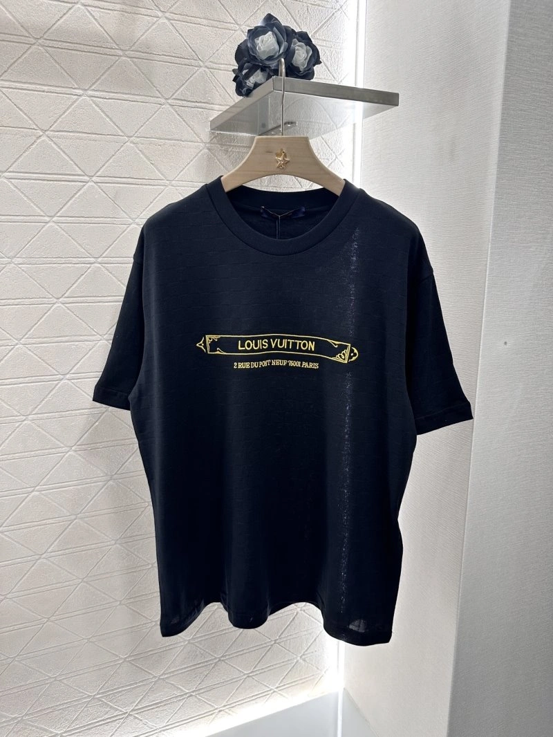 Louis Vuitton T-Shirts HighQuality 130949