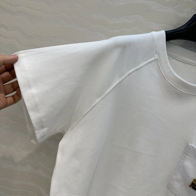 Functional Louis Vuitton T-Shirts 131651