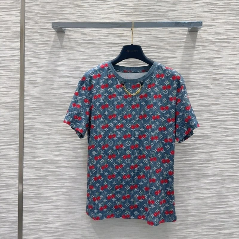 Louis Vuitton T-Shirts Comfortable 131626