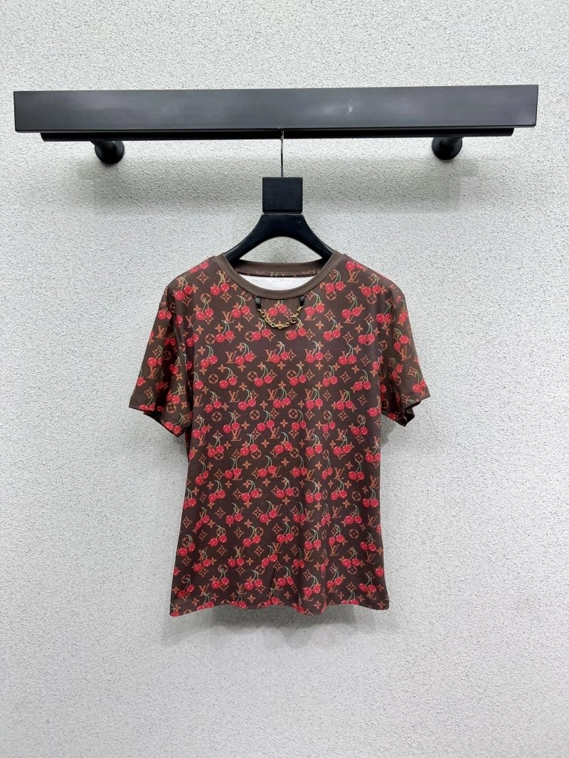 OnTrend Louis Vuitton T-Shirts 131643