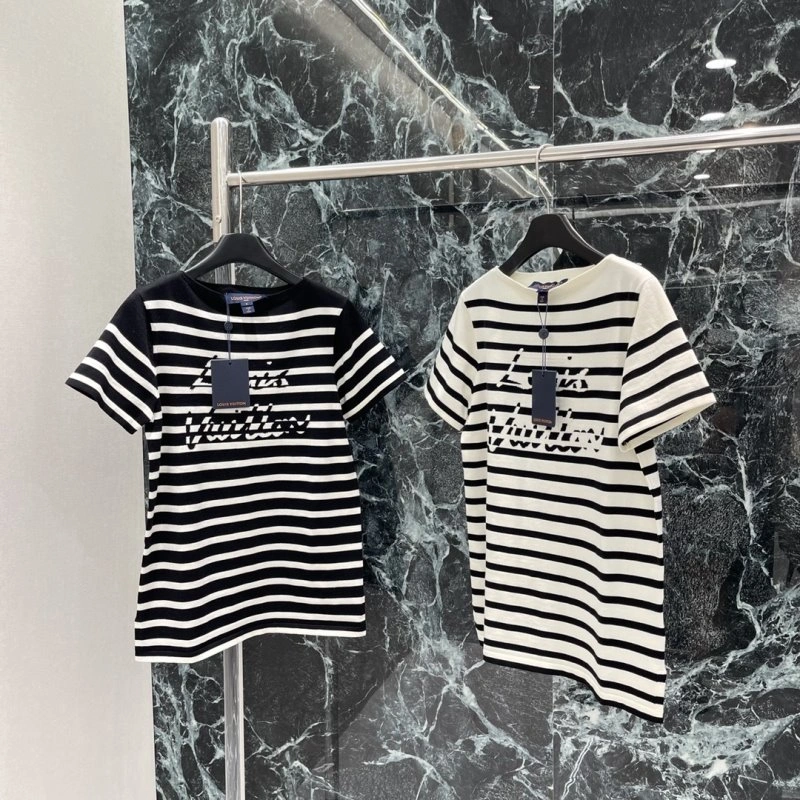 SmartChoice Louis Vuitton T-Shirts 131616