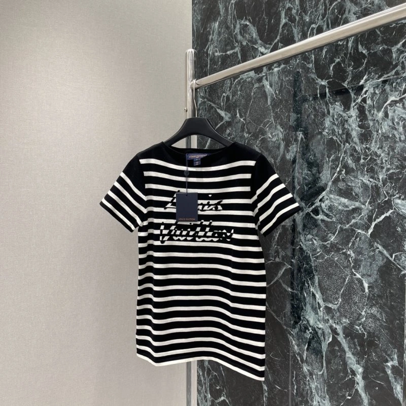SmartChoice Louis Vuitton T-Shirts 131616