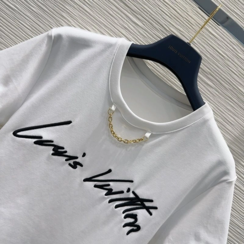 Seasonal Louis Vuitton T-Shirts 131638