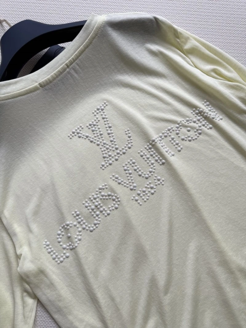 Louis Vuitton T-Shirts Refined 131620