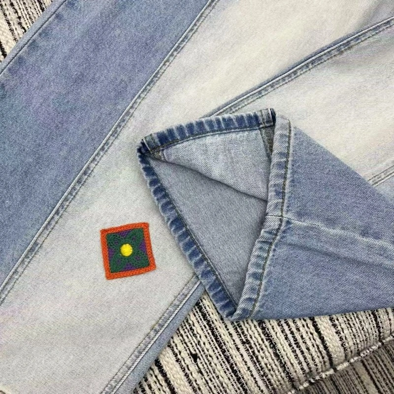 Versatile Louis Vuitton T-Shirts 131634