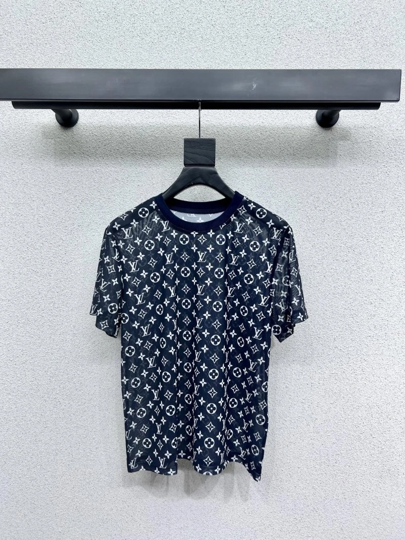 Louis Vuitton T-Shirts Refined 131624