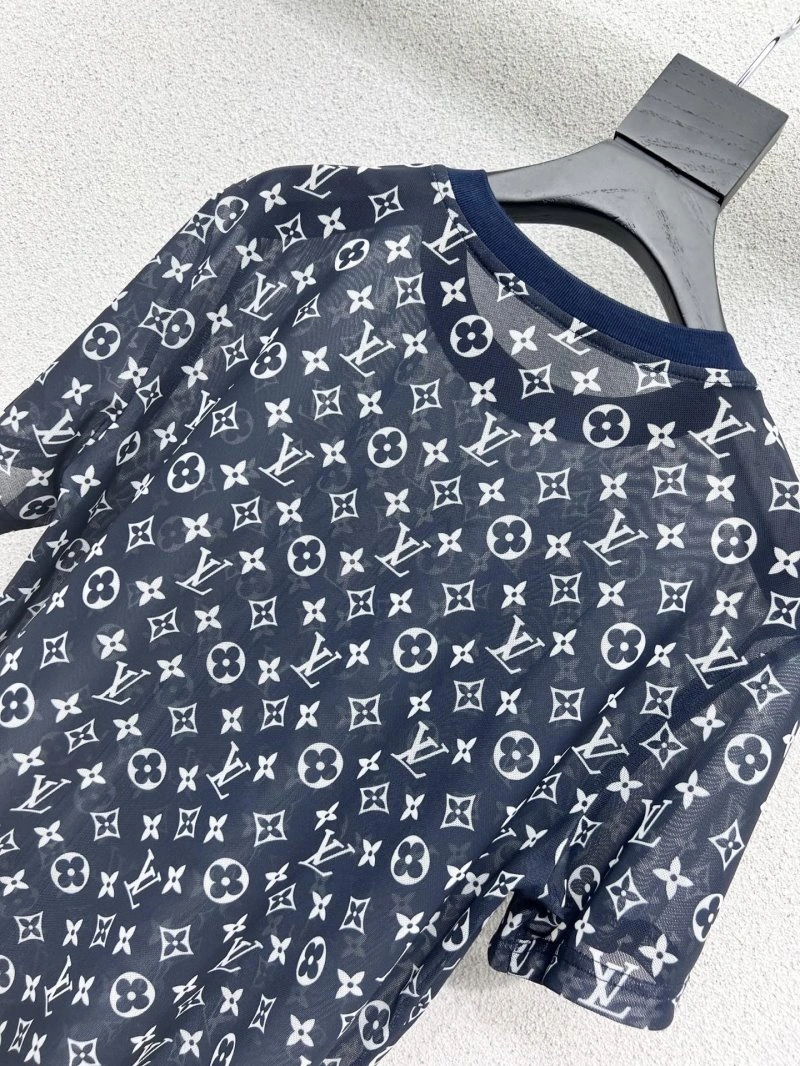 Louis Vuitton T-Shirts Refined 131624