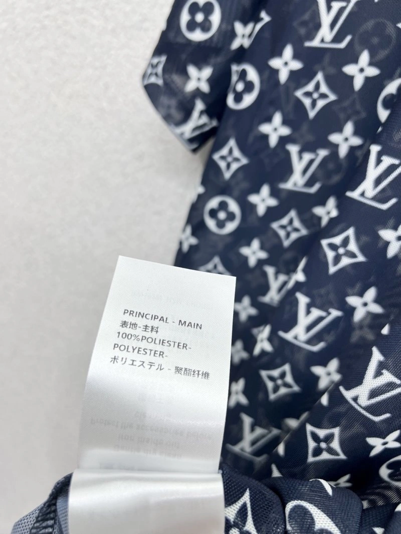 Louis Vuitton T-Shirts Refined 131624