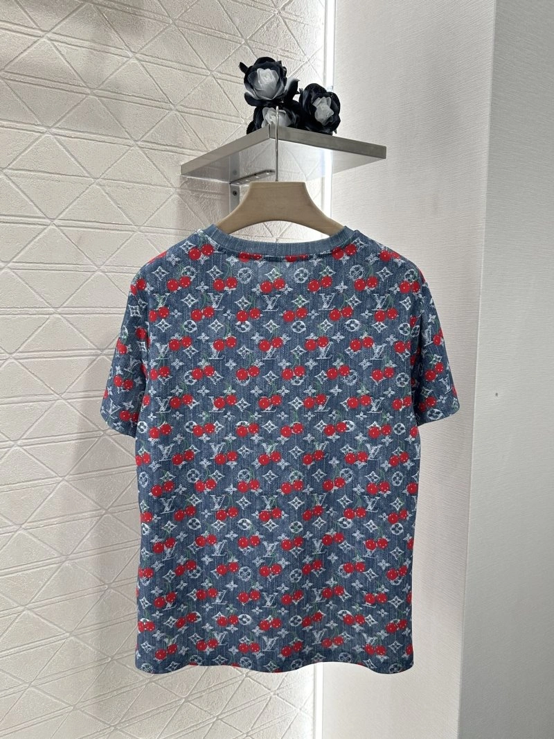 Louis Vuitton T-Shirts Lightweight 131637