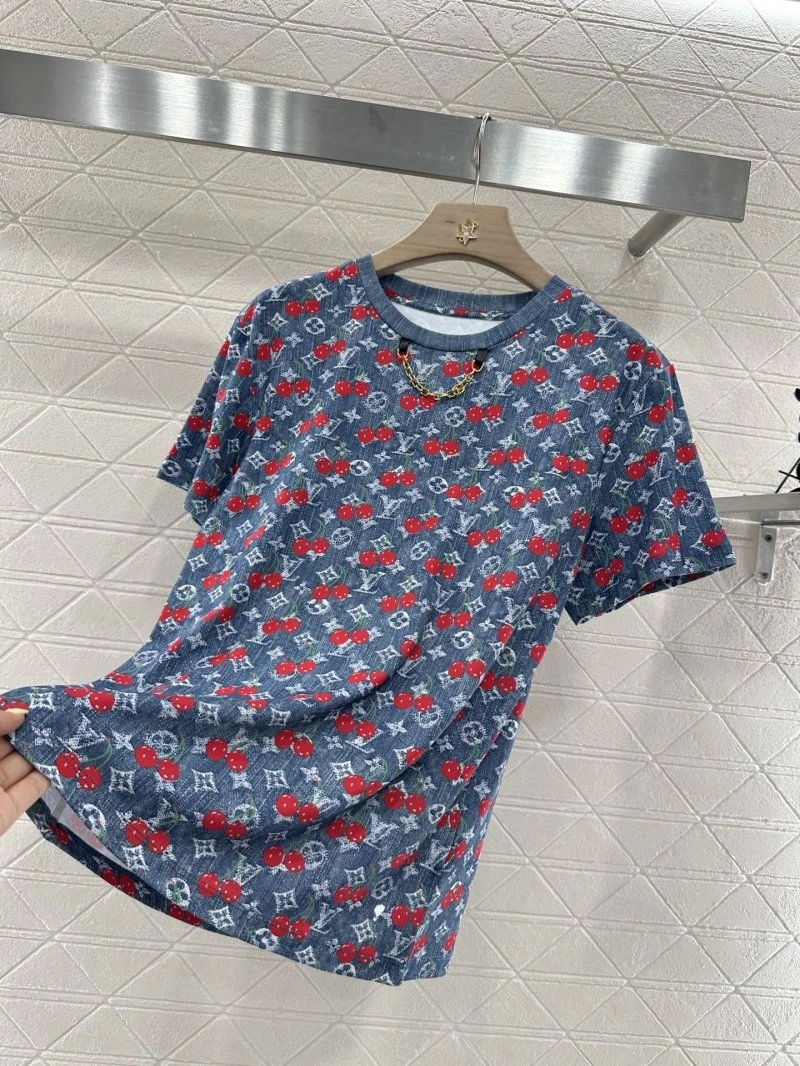 Louis Vuitton T-Shirts Lightweight 131637