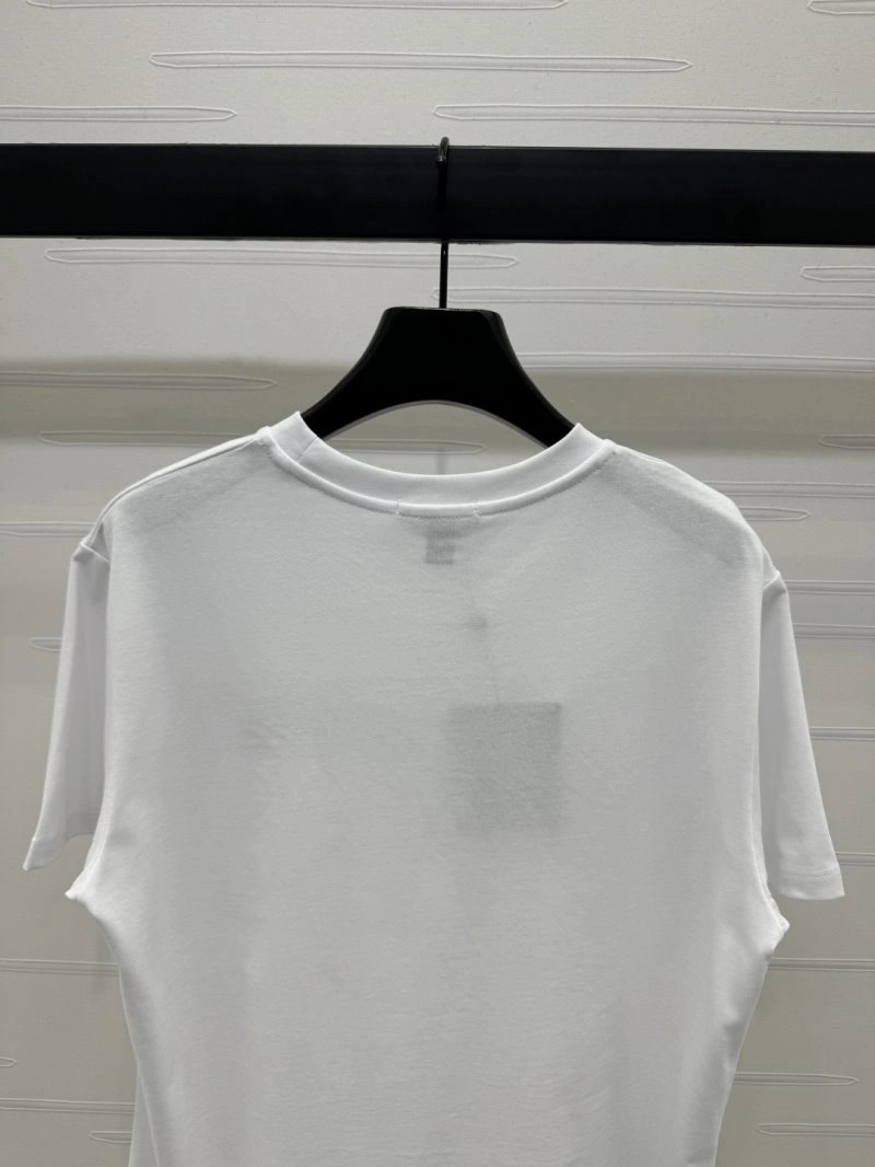 Flexible Louis Vuitton T-Shirts 131613