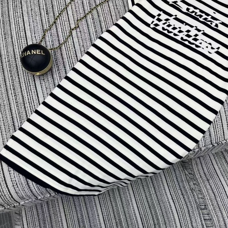 TimelessDesign Louis Vuitton T-Shirts 131610