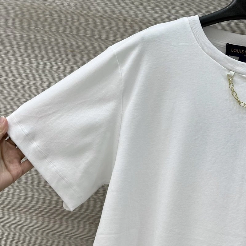 Louis Vuitton T-Shirts Resilient 131588