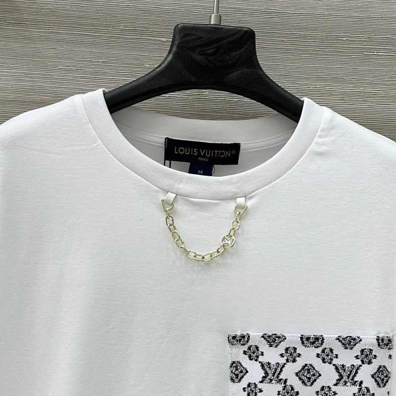 Louis Vuitton T-Shirts Resilient 131588