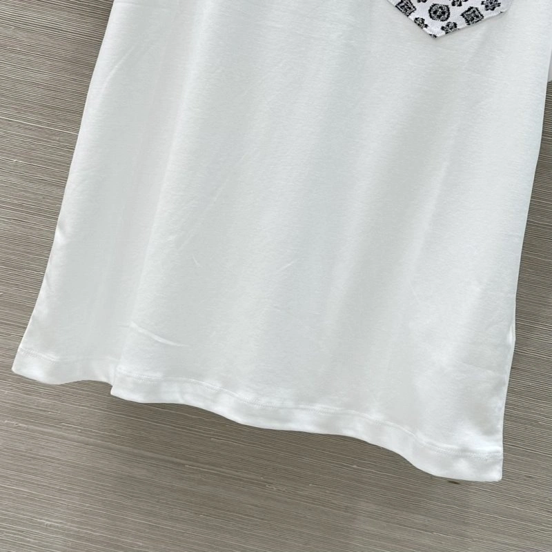 Louis Vuitton T-Shirts Resilient 131588
