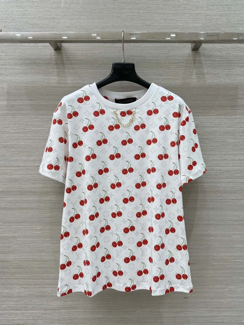 Seasonal Louis Vuitton T-Shirts 131574