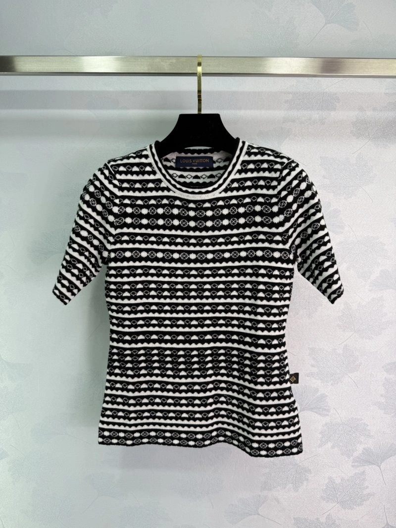 Louis Vuitton T-Shirts Refined 131601