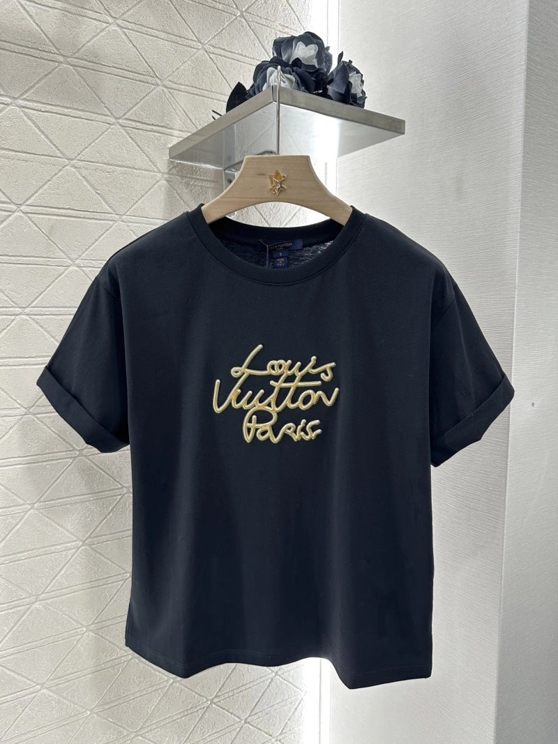Louis Vuitton T-Shirts Seasonal 131586