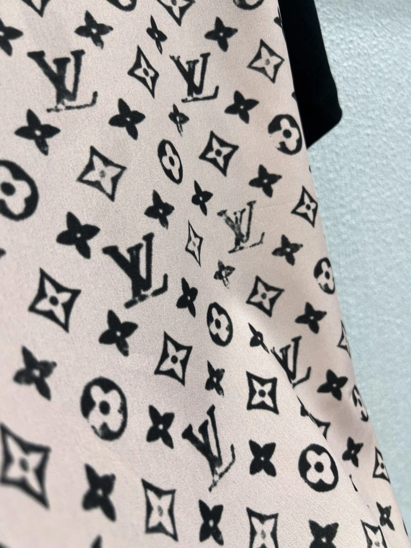 Louis Vuitton T-Shirts Flexible 131576