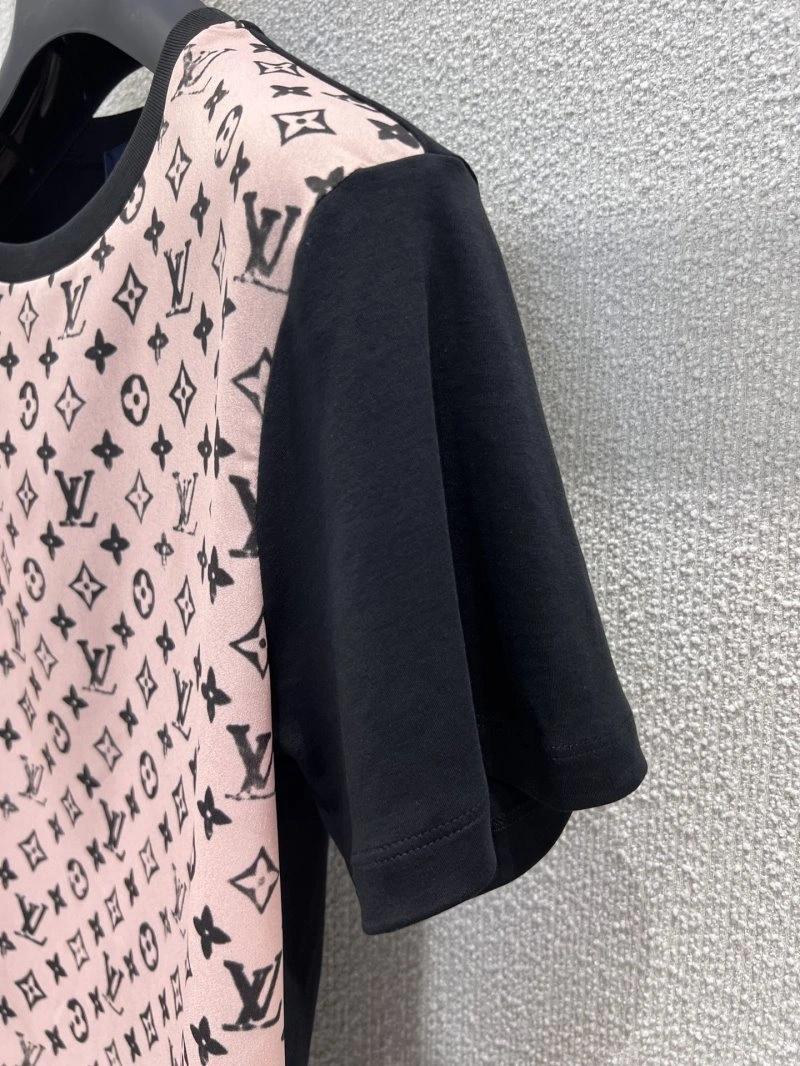 Louis Vuitton T-Shirts Flexible 131576