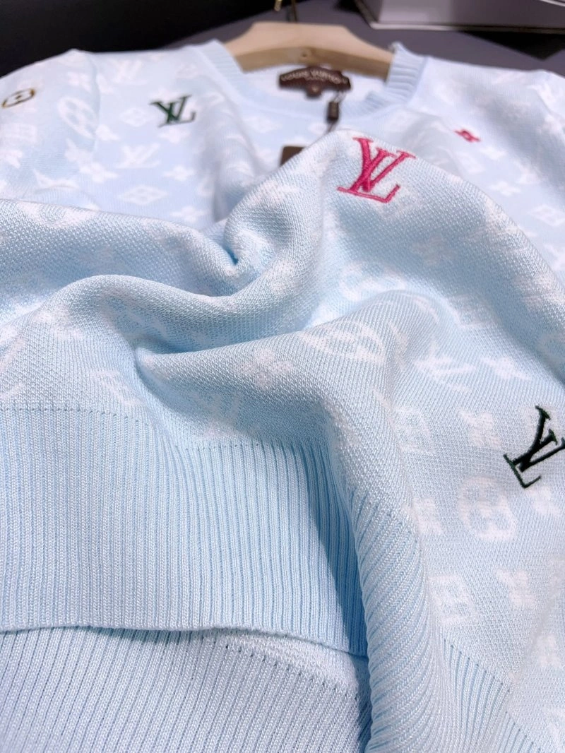 Affordable Louis Vuitton T-Shirts 131600