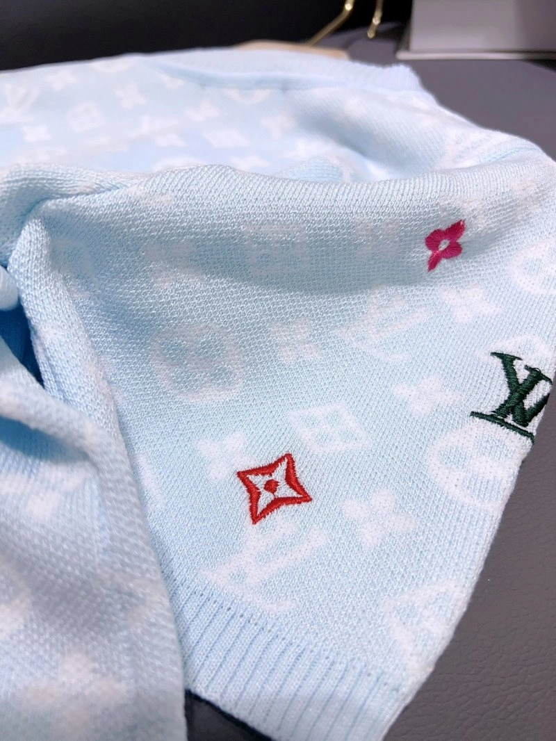 Affordable Louis Vuitton T-Shirts 131600