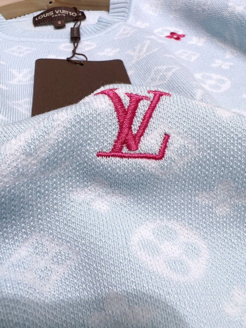 Affordable Louis Vuitton T-Shirts 131600