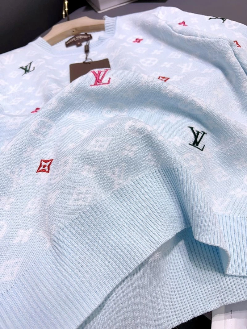 Affordable Louis Vuitton T-Shirts 131600