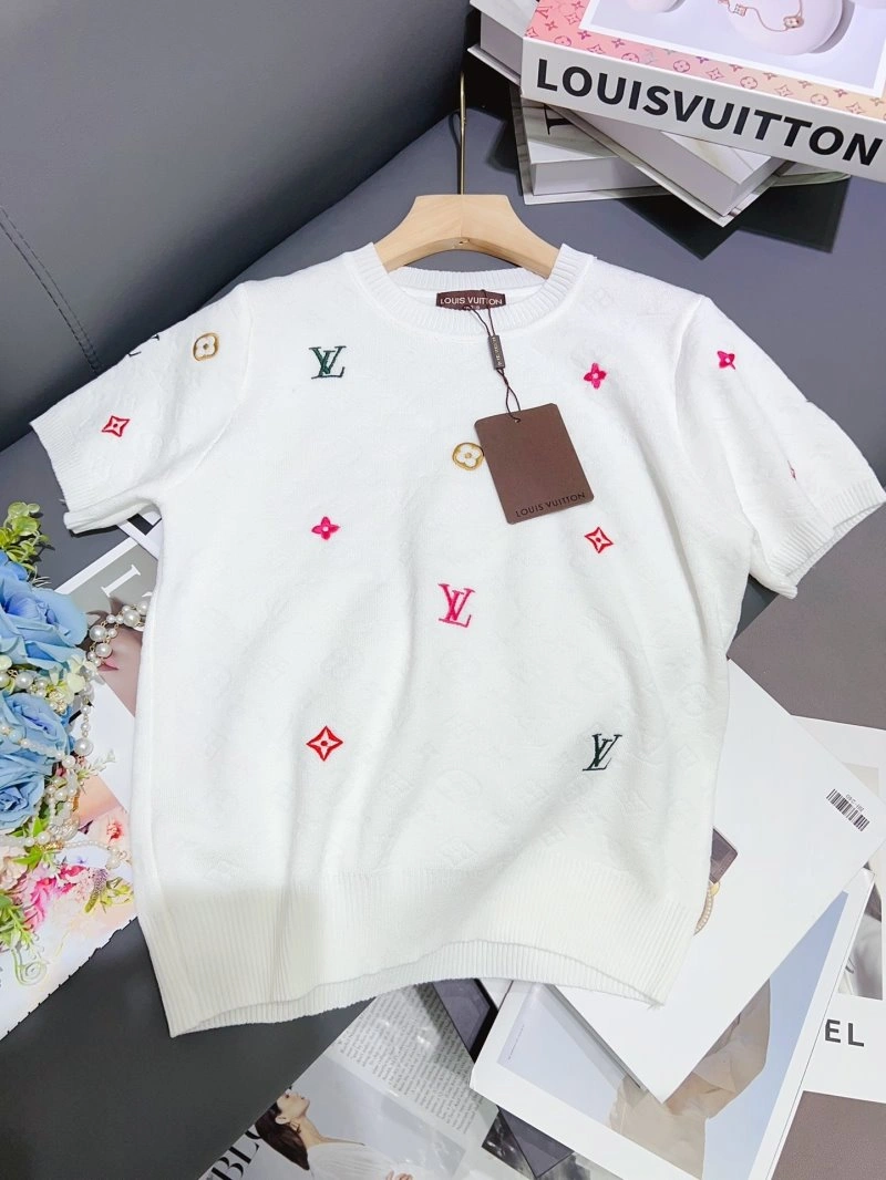 Louis Vuitton T-Shirts Comfortable 131598