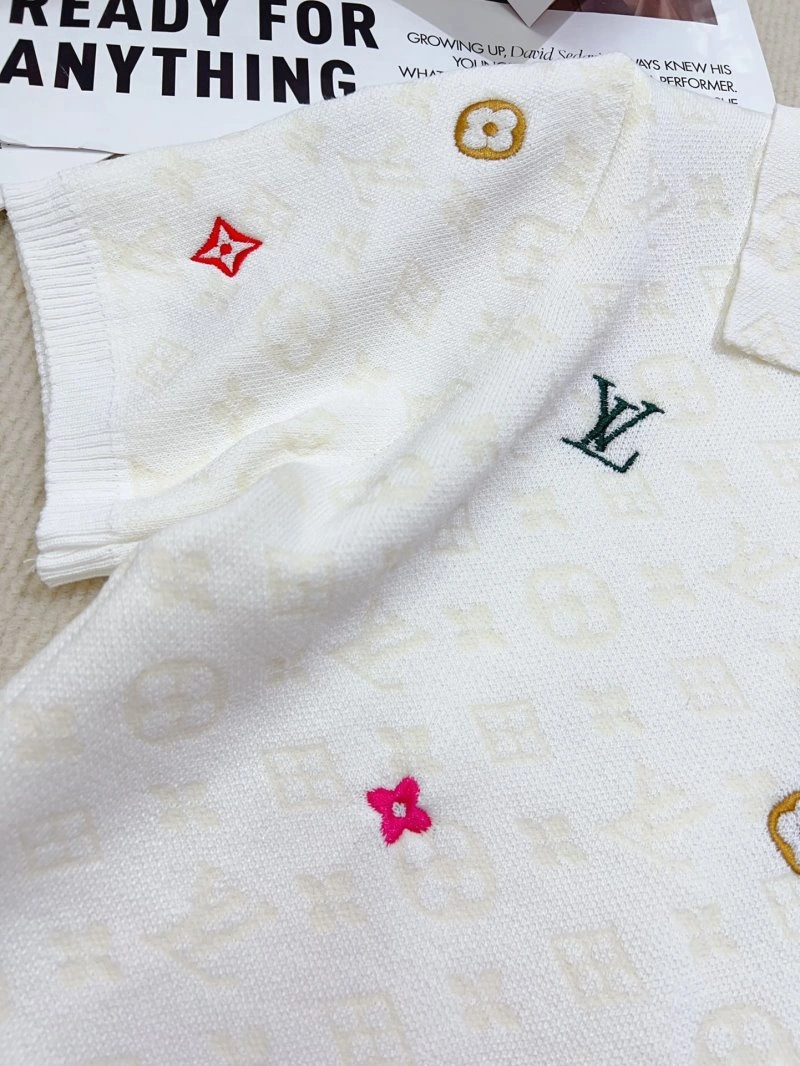 Louis Vuitton T-Shirts Comfortable 131597