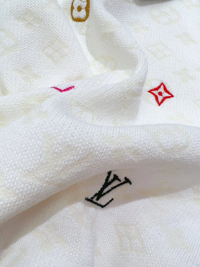 Louis Vuitton T-Shirts Comfortable 131597