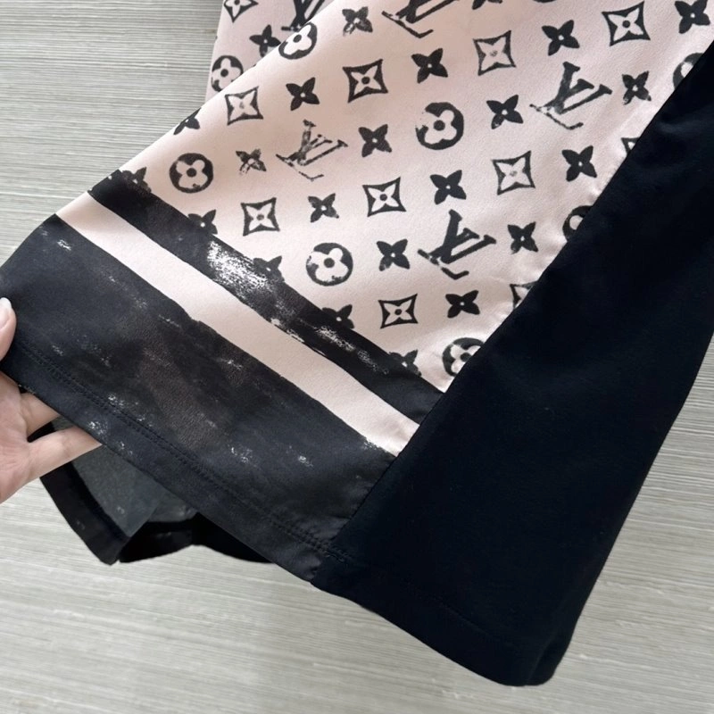 Louis Vuitton T-Shirts Sleek 131591