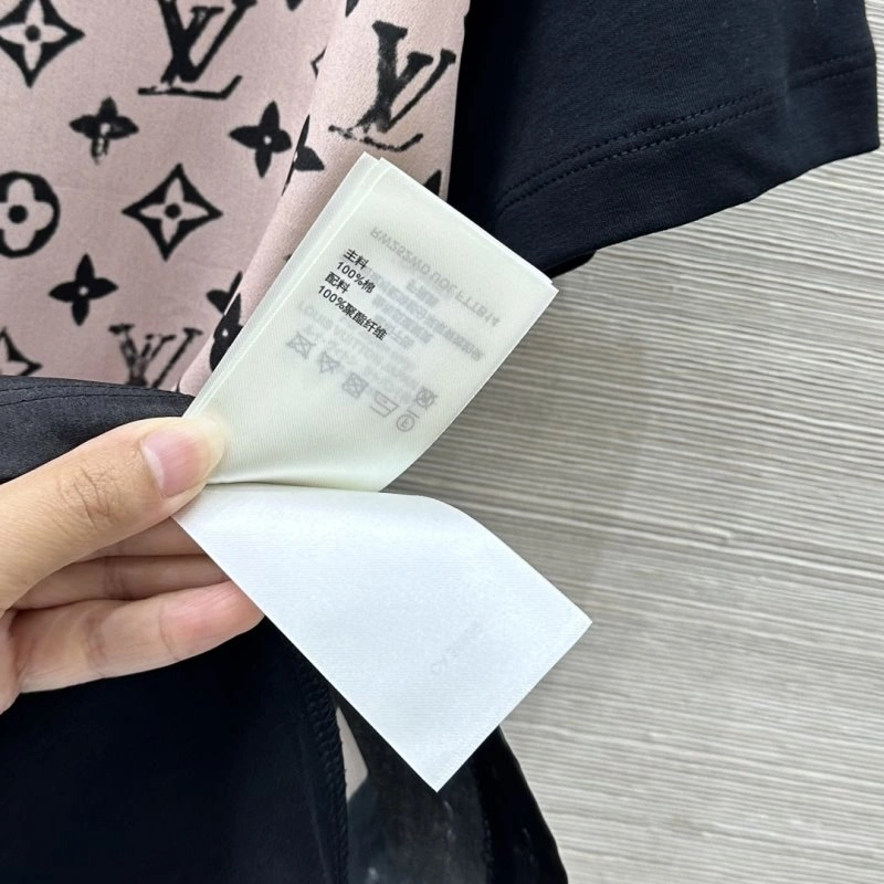 Louis Vuitton T-Shirts Sleek 131591