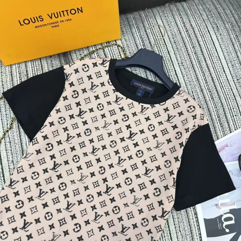 Louis Vuitton T-Shirts Resilient 131582