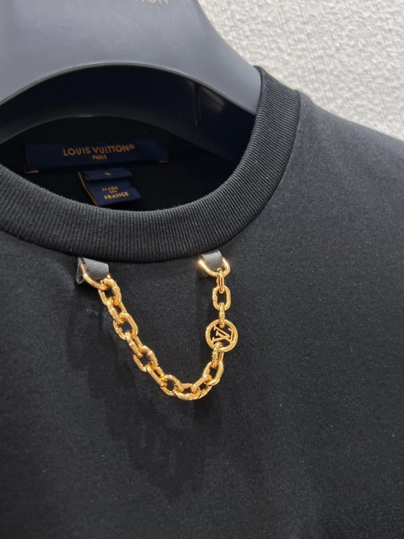 Louis Vuitton T-Shirts Lightweight 131569