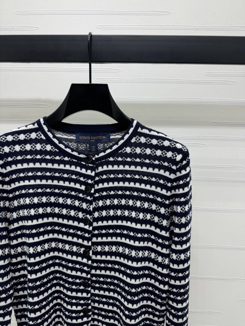 Bold Louis Vuitton T-Shirts 131579
