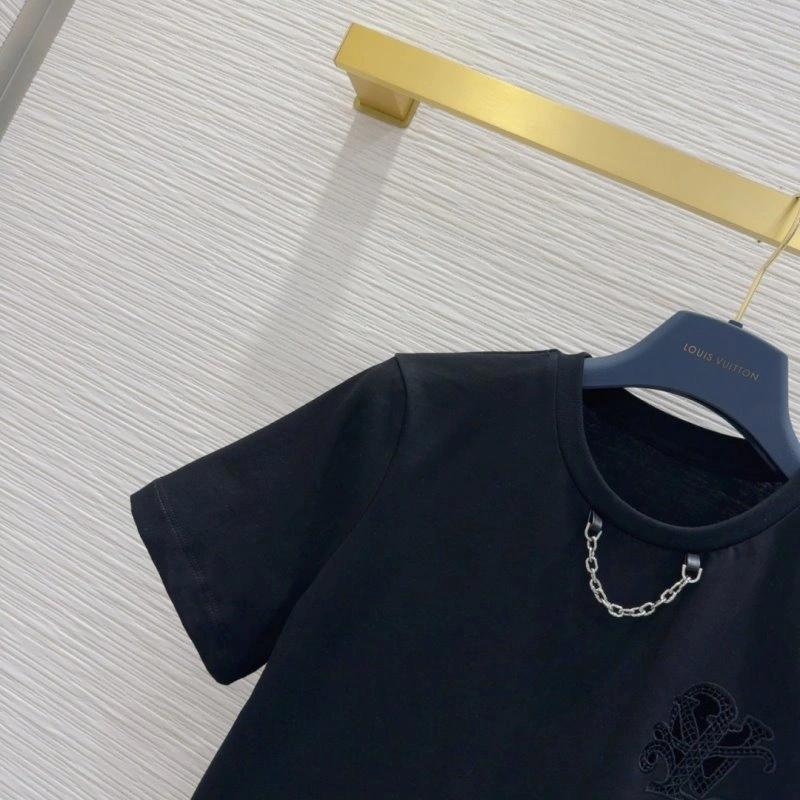 Lightweight Louis Vuitton T-Shirts 131566