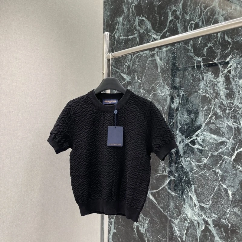 Louis Vuitton T-Shirts WellDesigned 131565