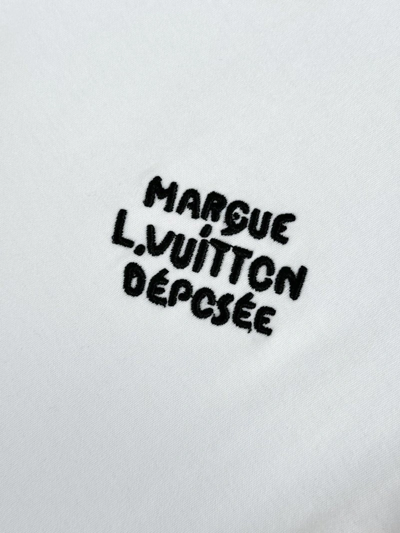 Compact Louis Vuitton T-Shirts 131564