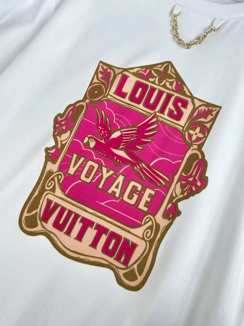 Louis Vuitton T-Shirts Vibrant 131563