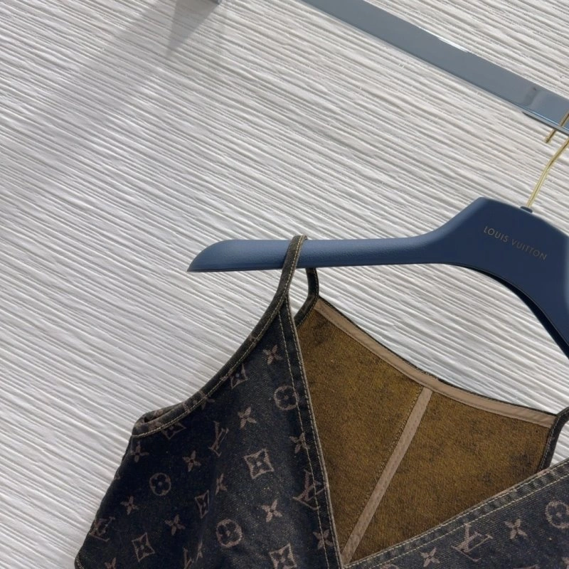 Durable Louis Vuitton T-Shirts 131560