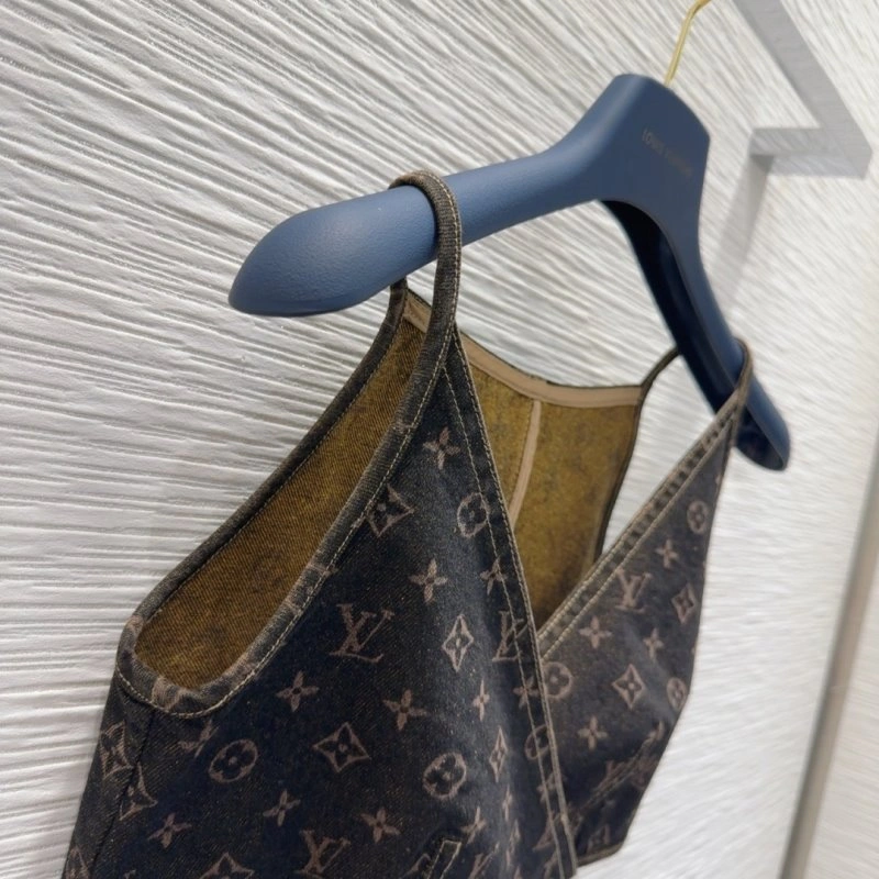 Durable Louis Vuitton T-Shirts 131560