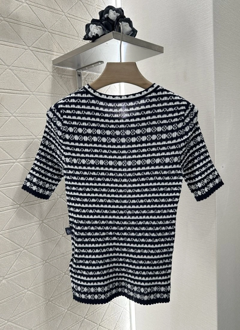 Upgraded Louis Vuitton T-Shirts 131557
