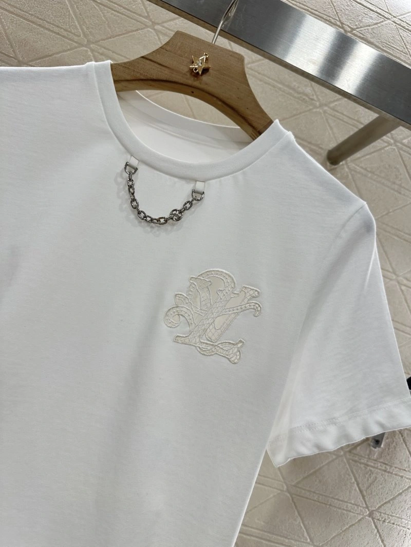 Effortless Louis Vuitton T-Shirts 131542