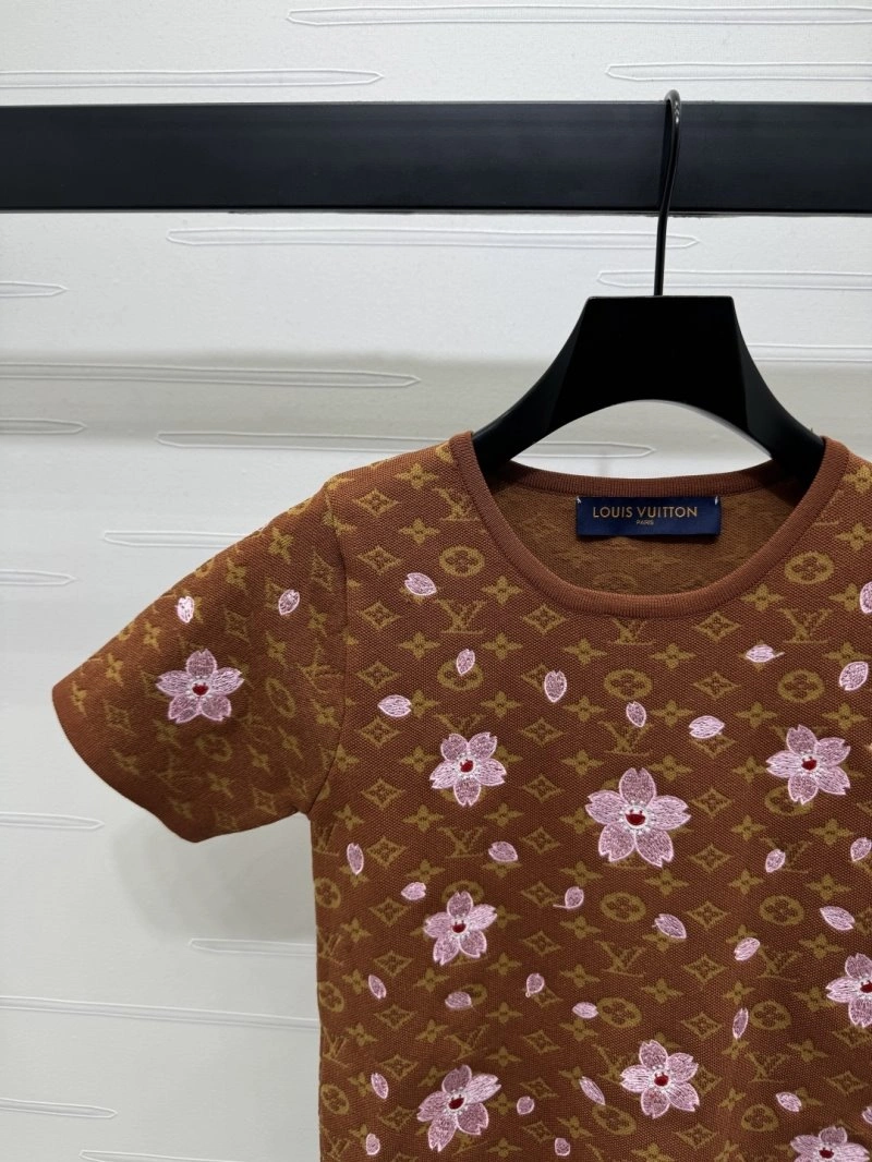 Durable Louis Vuitton T-Shirts 131531