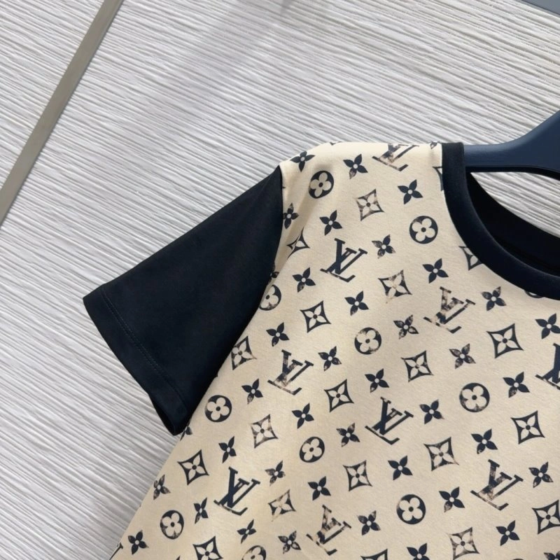 Louis Vuitton T-Shirts TravelReady 131555